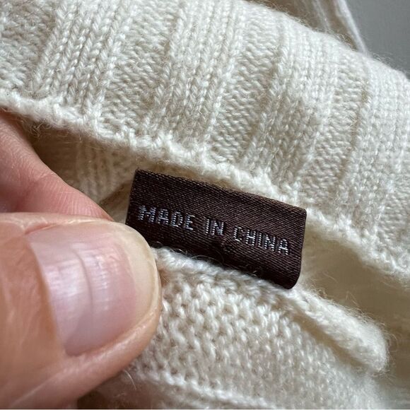 J McLaughlin "Lunet" Cashmere Wool Blend Turtleneck Sweater - Picture 6 of 9